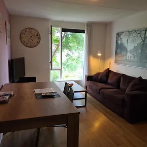  Homestay Johan's B&b, Dakterras & Goedkoop Parkeren - Sinds 2014 Netherlands